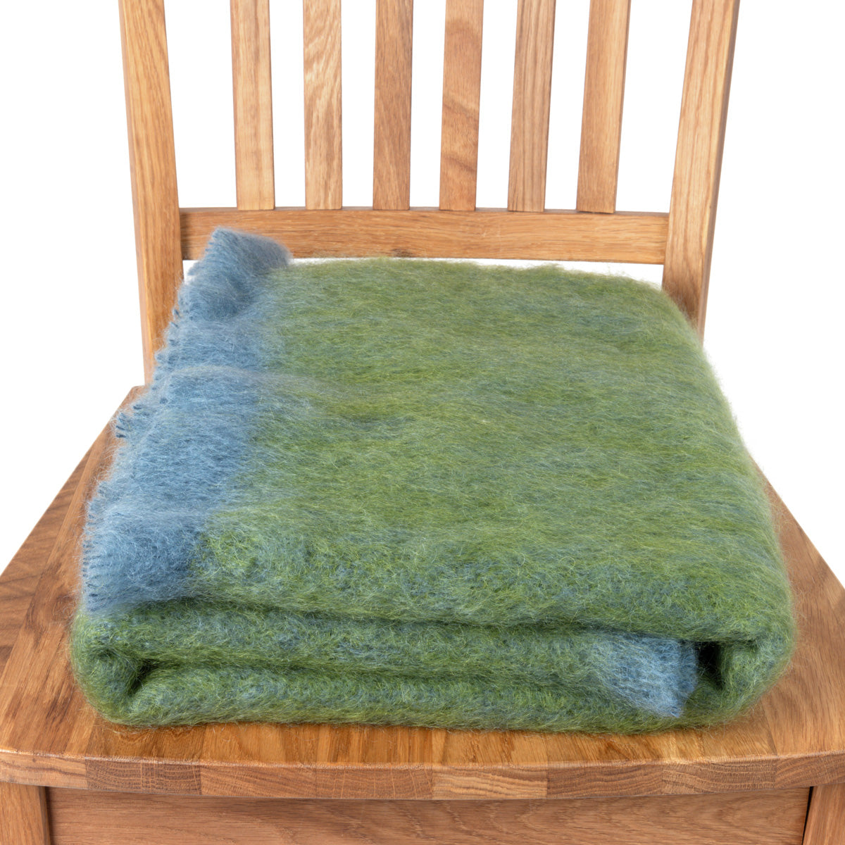 Kuschelweiche Kniedecke aus gebürstetem Mohair – Die Wolldecke