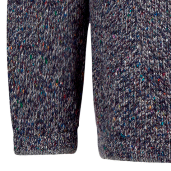 
                  
                    Melierter Rundhalspulli
                  
                