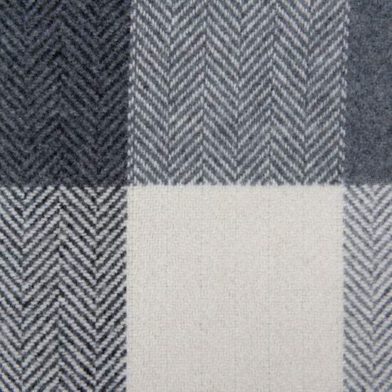 
                  
                    Großes Karo anthrazit wollweiß
                  
                