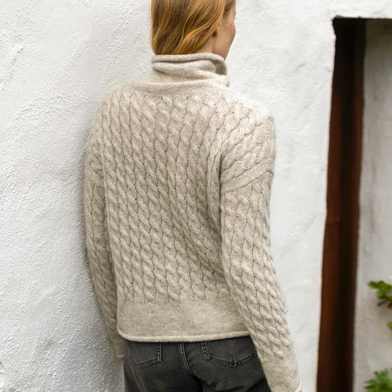 
                  
                    Leichter Alpaka-Wollpullover
                  
                