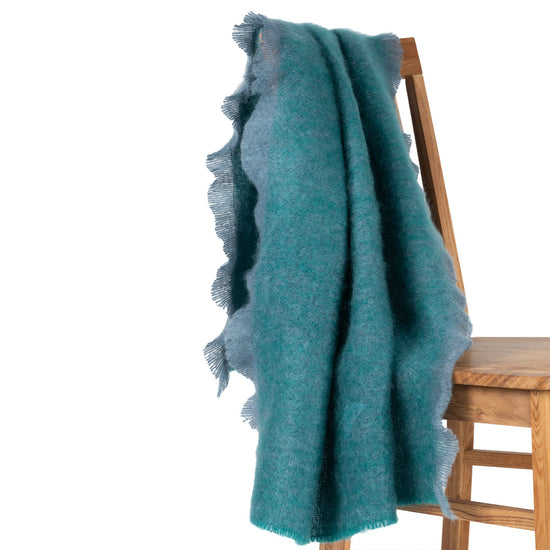 
                  
                    Kleine Mohairdecke "PHILIP"
                  
                