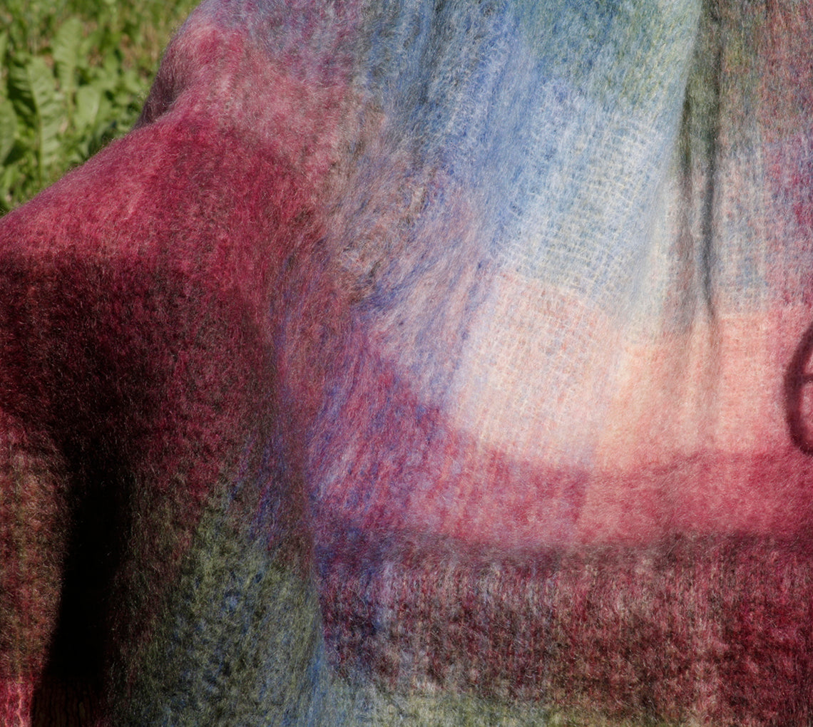 Gemütliche Mohairdecke John Hanly in Naturtönen – wohlige Wärme und zeitloses Design