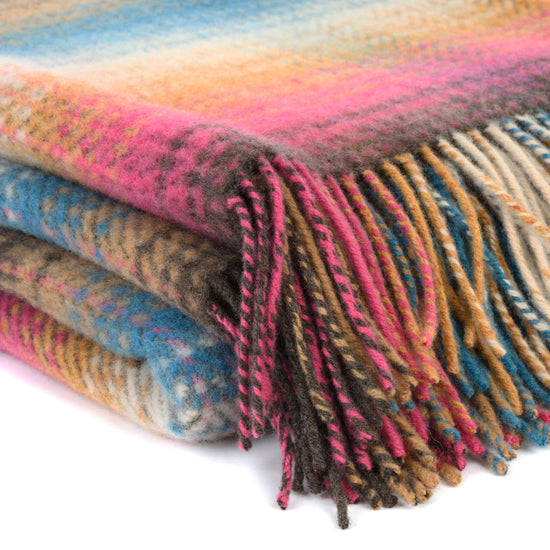 
                  
                    Bunte Wolldecke "GRAND CANYON"
                  
                