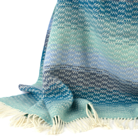 
                  
                    Weiche Wolldecke "Grönland"
                  
                