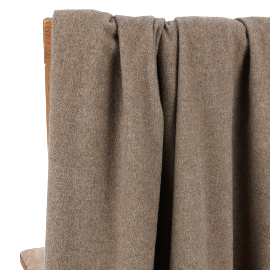 
                  
                    Feines Kaschmirplaid "BAIKAL"
                  
                