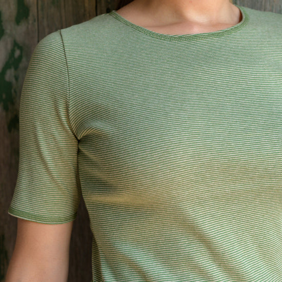 
                  
                    Kurzarmshirt aus 100% Bio-Baumwolle (kbA)
                  
                