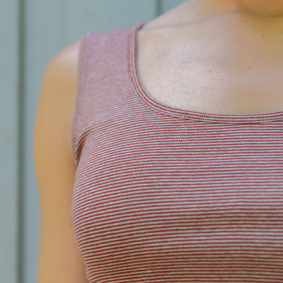 
                  
                    Geringeltes Top aus Bio-Baumwolle (kbA)
                  
                