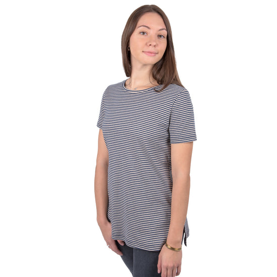 
                  
                    Geringeltes Kurzarm-Shirt aus Bio-Baumwolle
                  
                