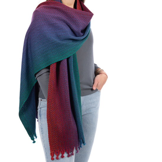 
                  
                    Gewebter Schal "Cosmo"
                  
                