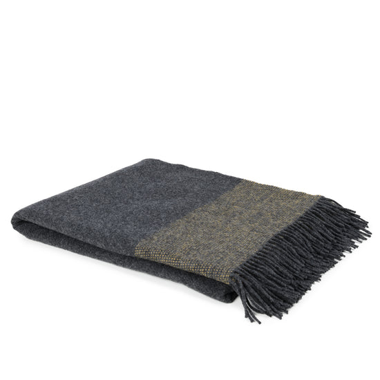 
                  
                    Wohndecke in Anthrazit mit gelben Streifen
                  
                