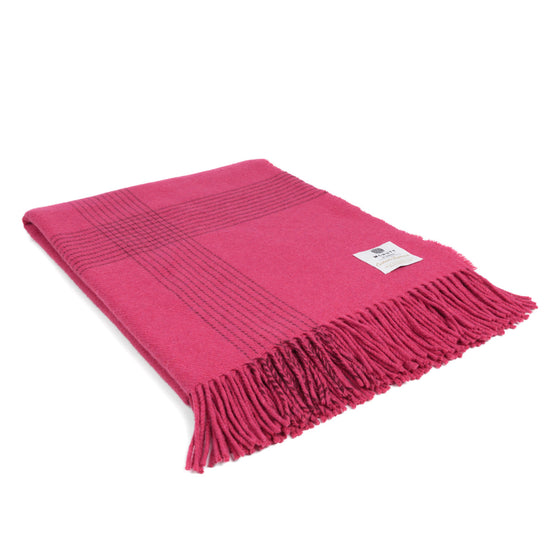 
                  
                    Wolldecke mit Kaschmir "Wilde Orchidee"
                  
                