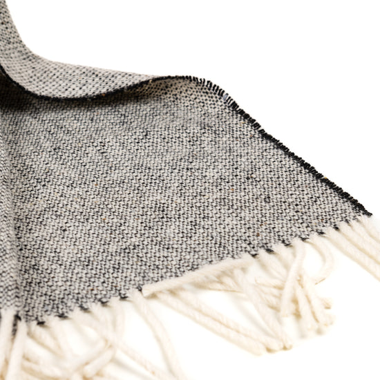 
                  
                    Schurwolldecke "ARDARA"
                  
                