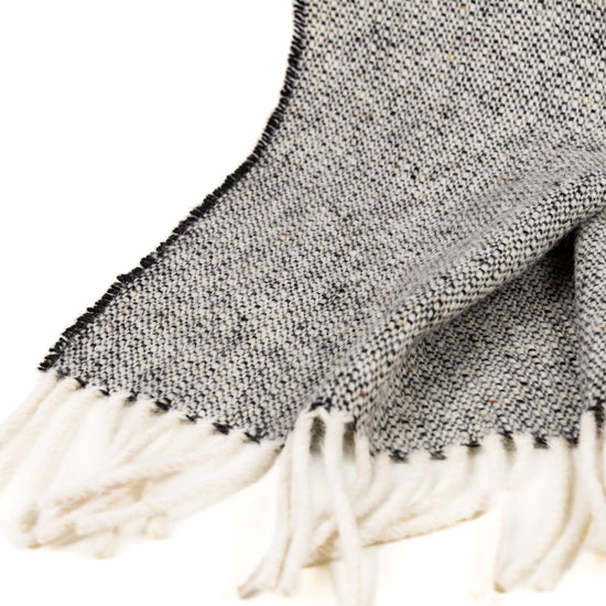 
                  
                    Schurwolldecke "ARDARA"
                  
                