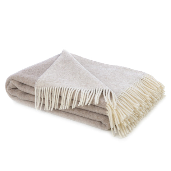 
                  
                    Schurwolldecke "Wetterstein"
                  
                