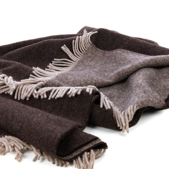 
                  
                    Schurwolldecke "Wetterstein"
                  
                