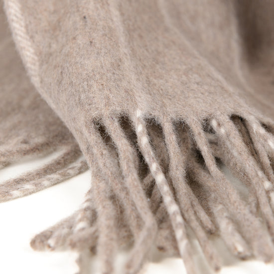 
                  
                    Feines Lammwollplaid "MILANO"
                  
                