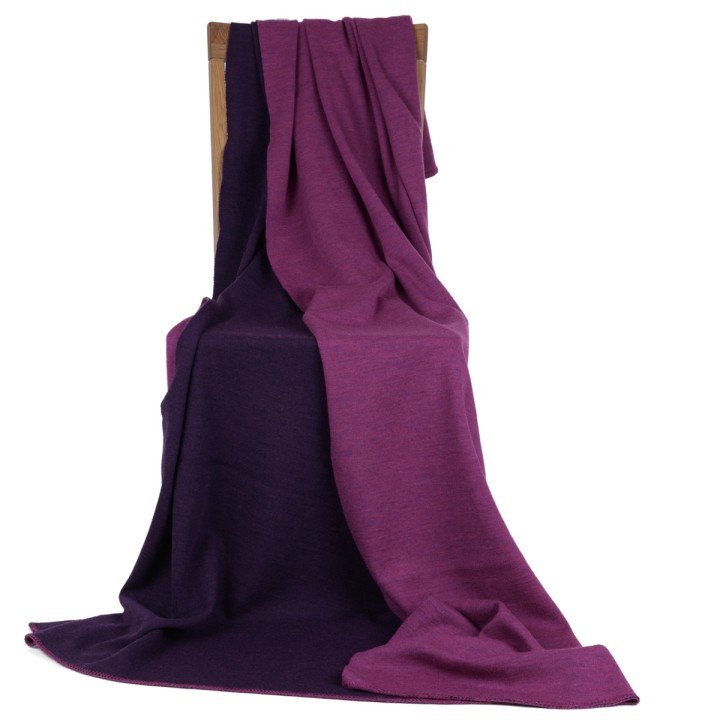 Kuschelige zweifarbige Strickdecke mit Kettstich, 100% Schurwolle (Merino) - Violett
